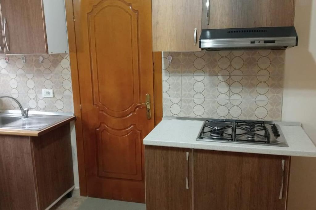 Pazari_Ri_Studio Apartment Тирана Екстериор снимка